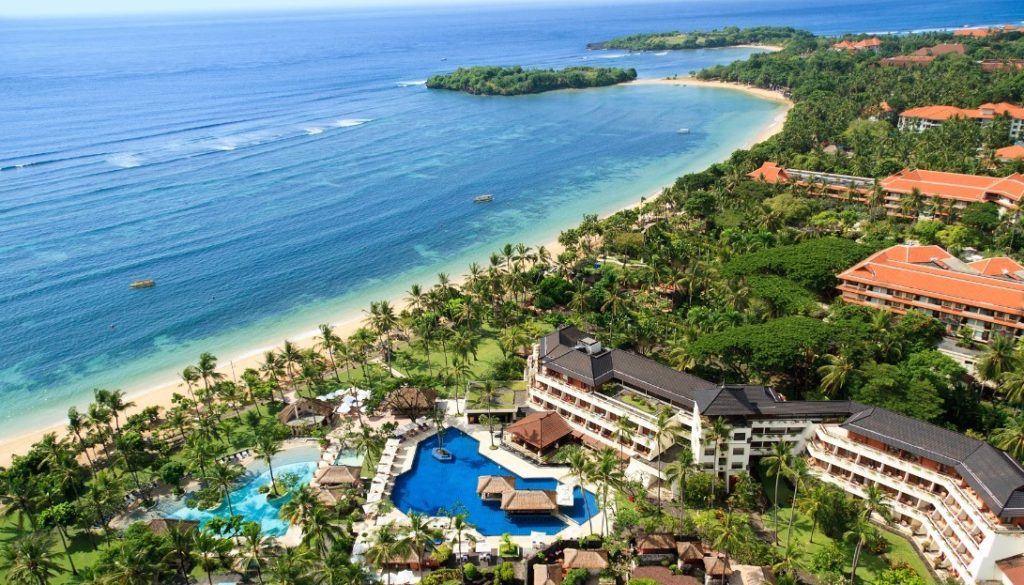 Инфраструктура пляжа Нуса Дуа на острове Бали