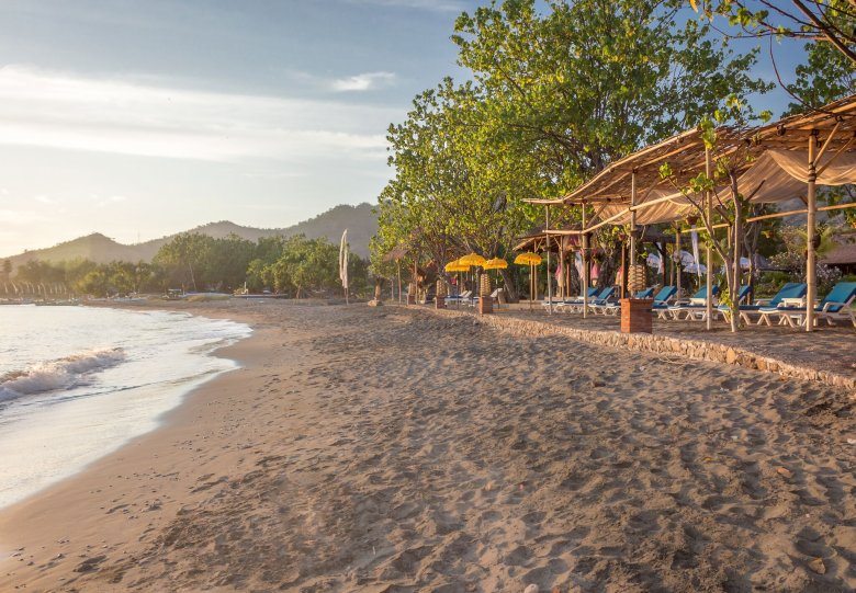 Инфраструктура пляжа Пемутеран на острове Бали