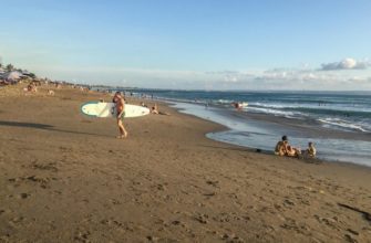 Пляж Бату Болонг на Бали